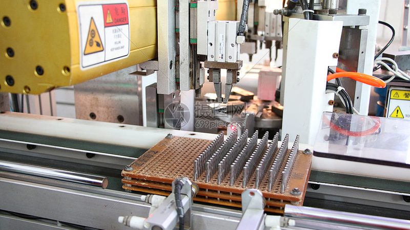 家用普通车床与工业车床：两大类机床的深层区别解析
